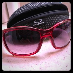 Oakley Ravis Fringe red sunglasses